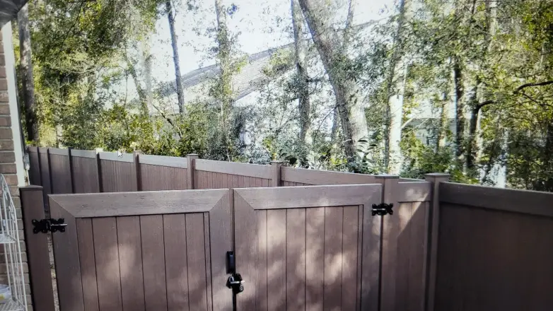 Vinyl fence built by RB Fence