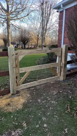 Gate fence built by RB Fence