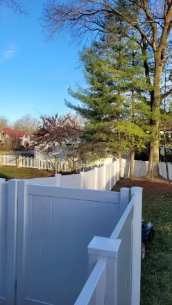 Vinyl fence built by RB Fence